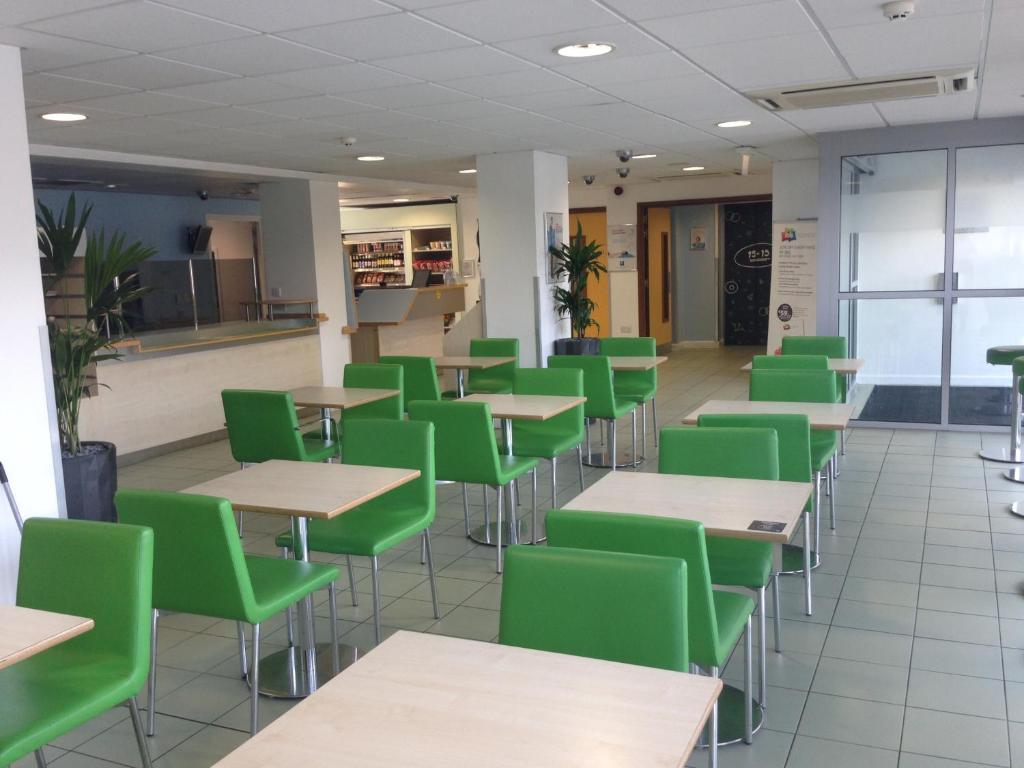 ibis budget Newport Eksteriør billede