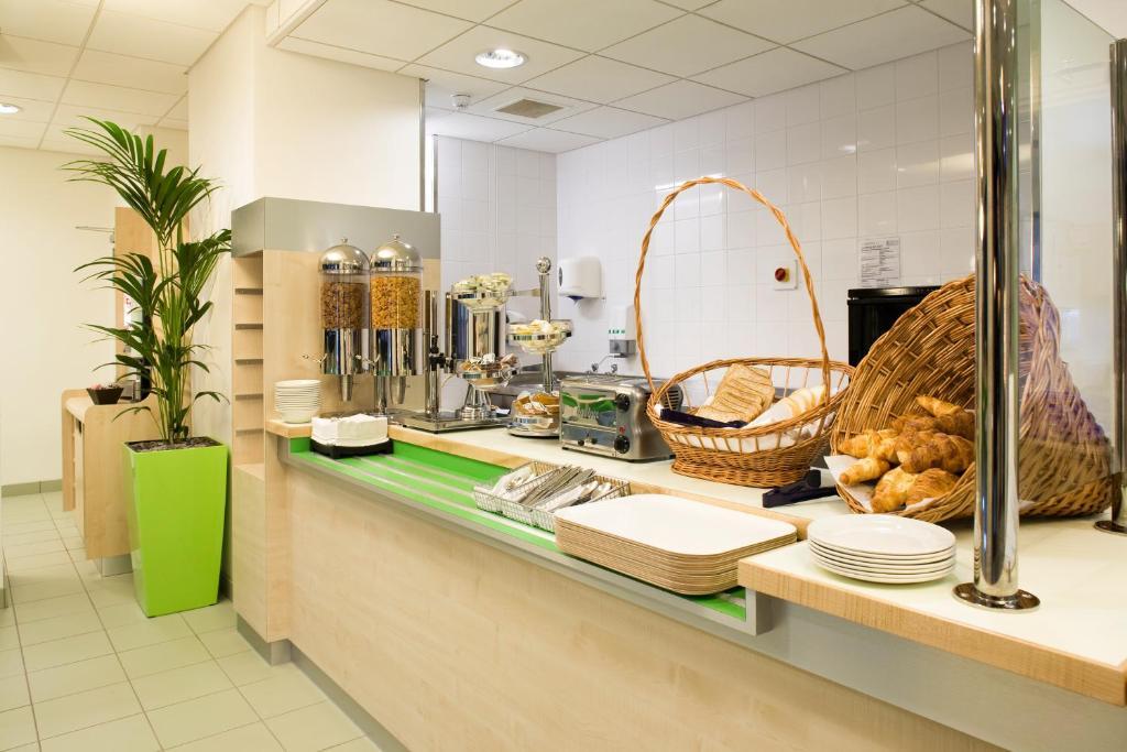 ibis budget Newport Eksteriør billede